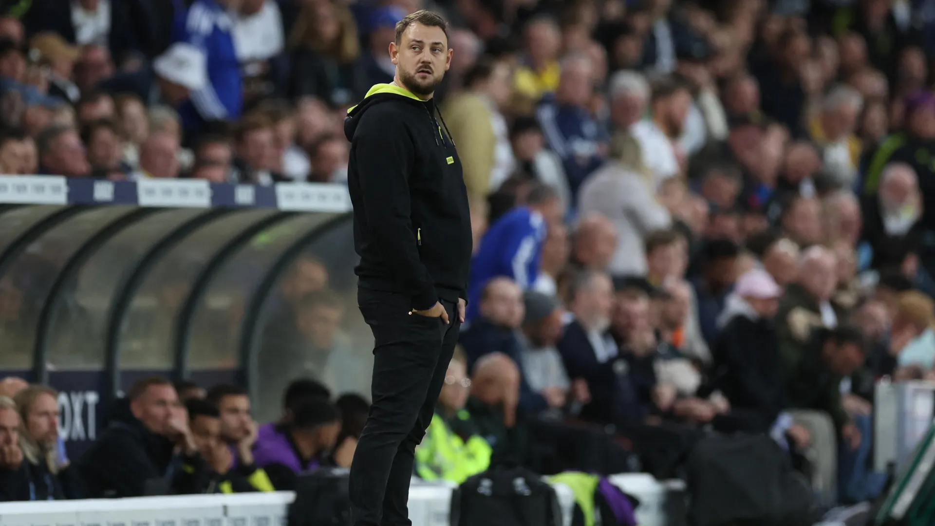 René Maric - trợ lý huấn luyện tại Bayern Munich với hàng năm kinh nghiệm ở Bundesliga và Premier League