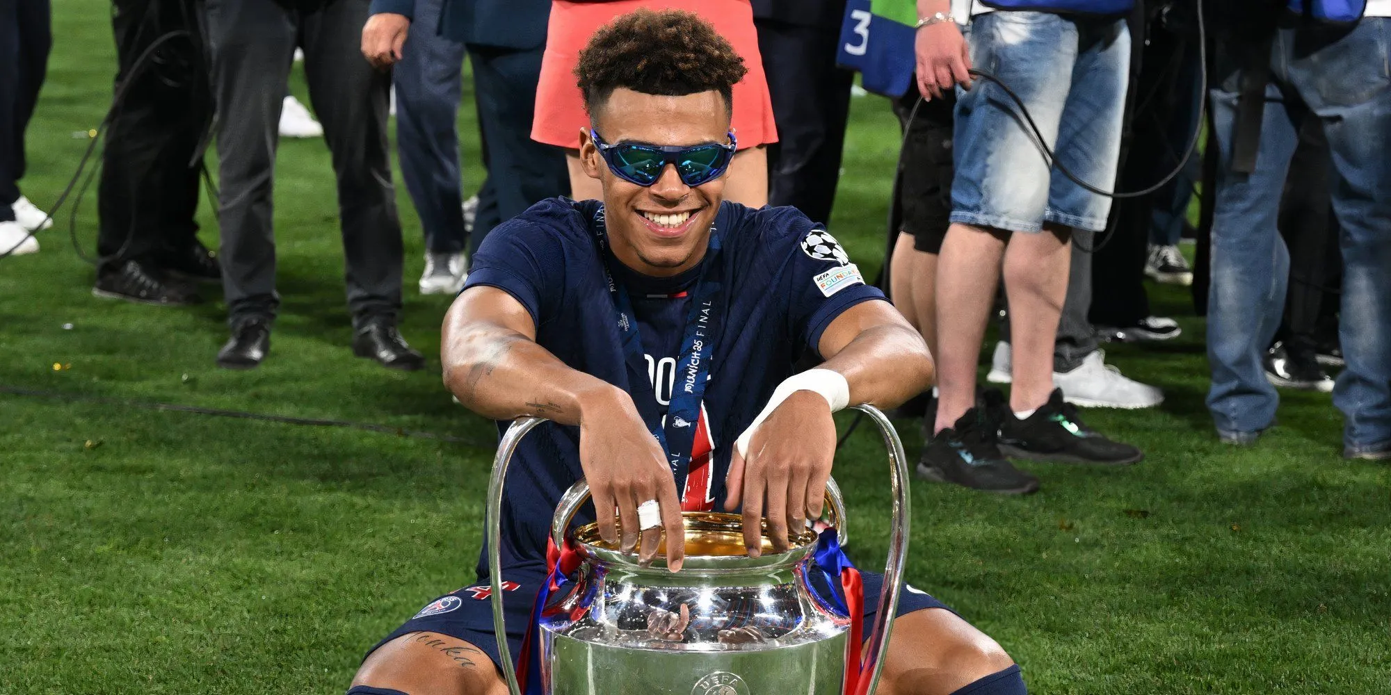 Tiền đạo cánh Desire Doue của PSG trong trận Ligue 1