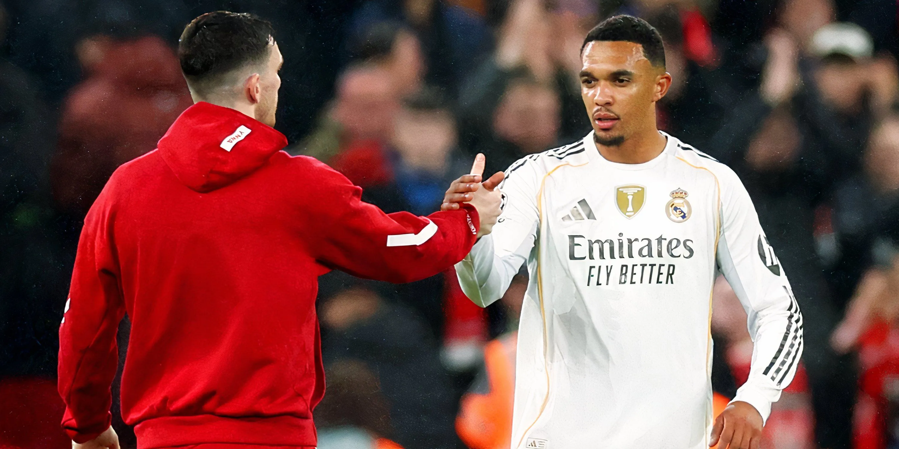 Trent Alexander-Arnold trong áo đỏ của Liverpool